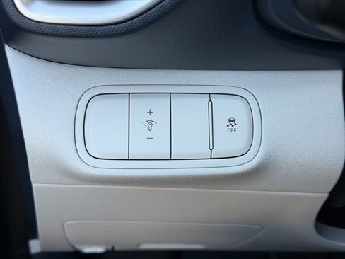 New 2026 Hyundai Venue SEL image 23