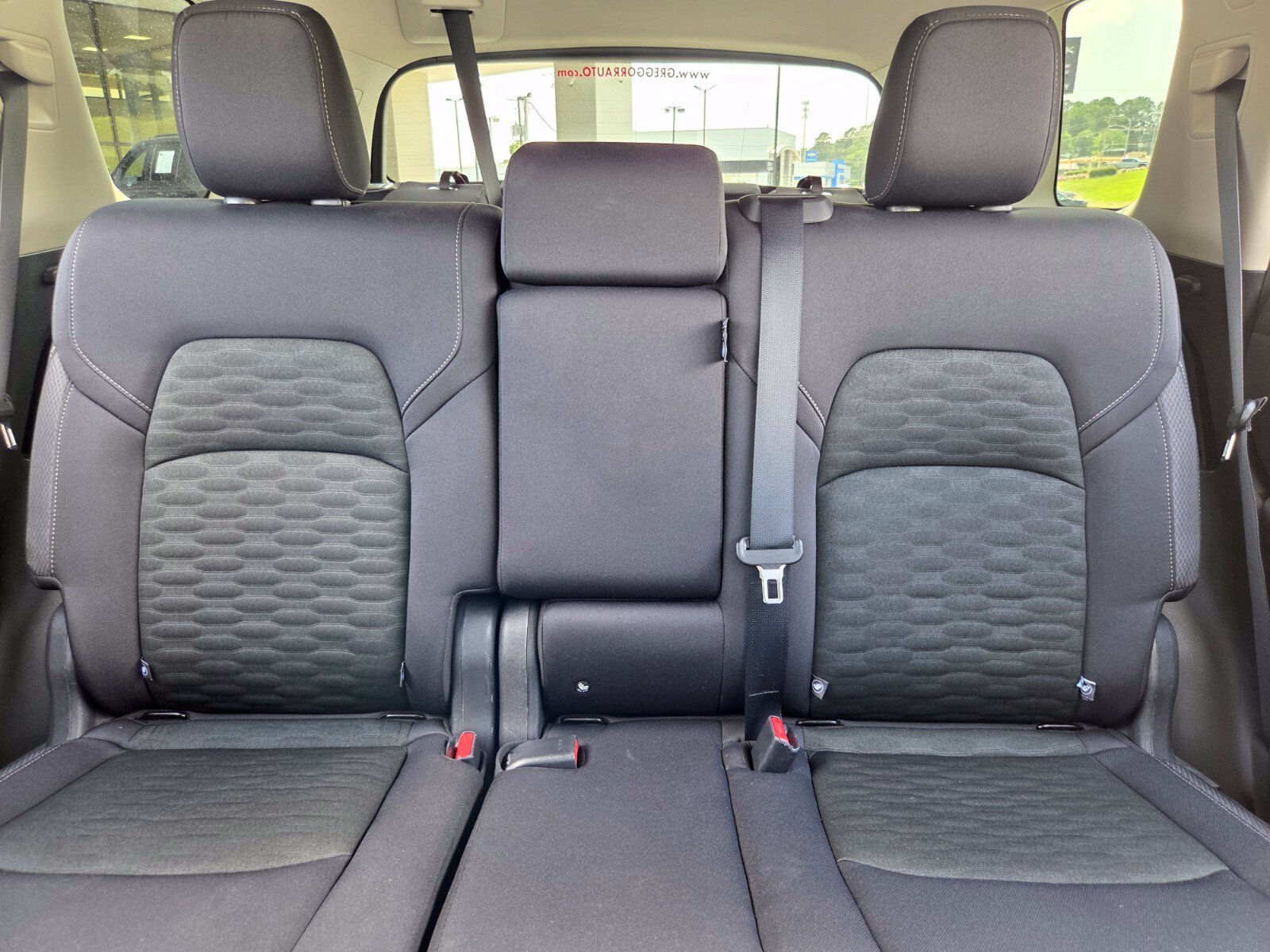 Used 2025 Nissan Pathfinder SV AWD/4WD image 10