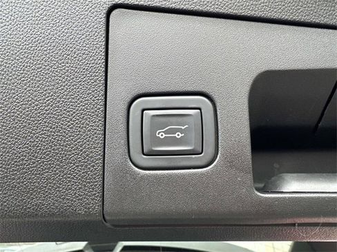 Certified 2023 Cadillac XT4 Premium Luxury w/ Technology Package image 85