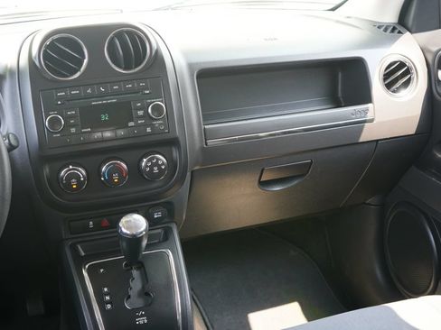 Used 2016 Jeep Patriot Sport w/ Power Value Group AWD/4WD image 22