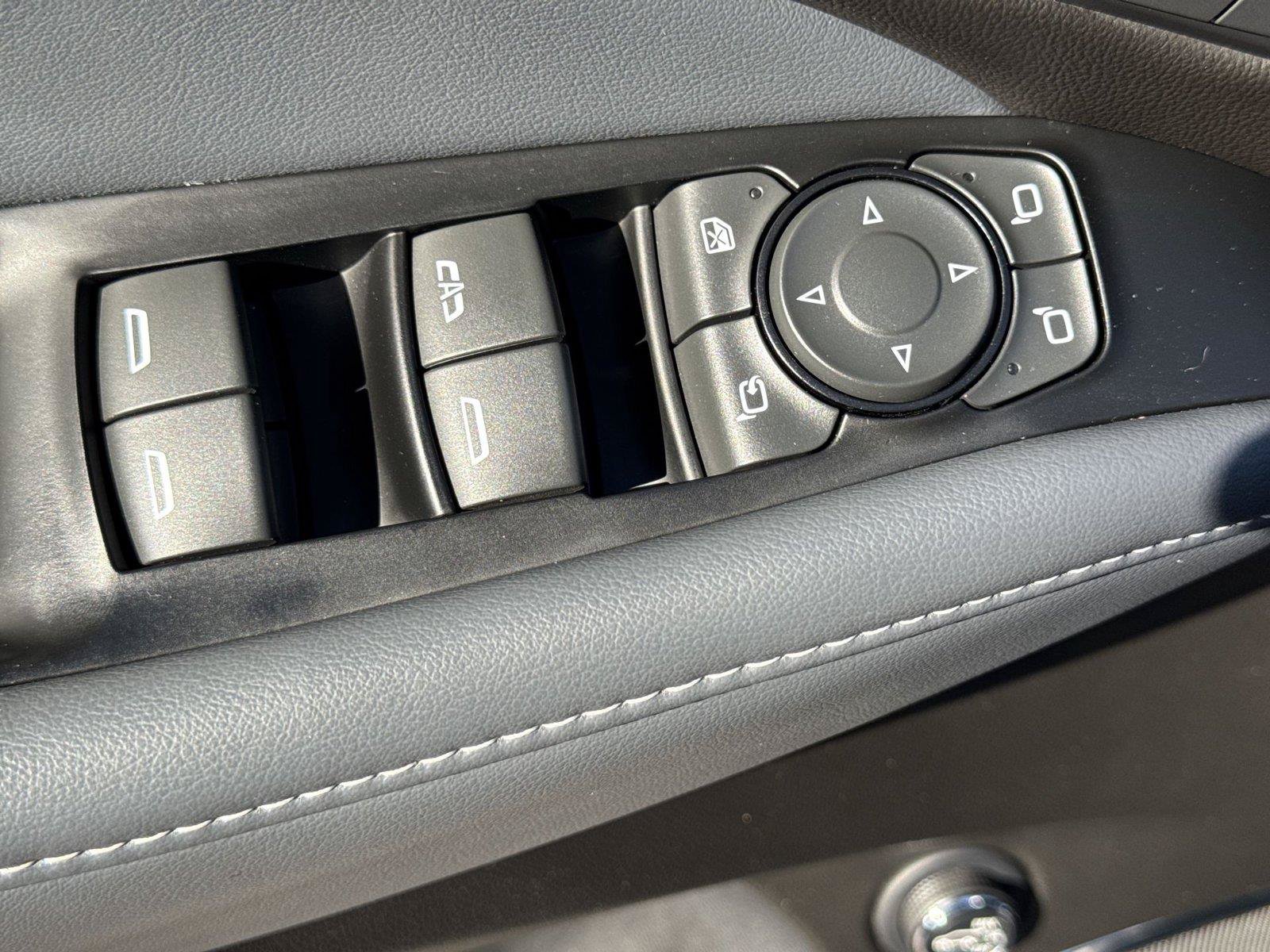 Used 2023 Buick Enclave Premium FWD image 23
