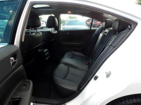 Used 2011 Nissan Maxima 3.5 SV w/ Cold Pkg image 14
