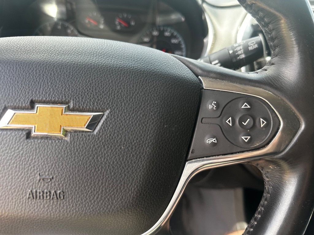 Used 2019 Chevrolet Traverse LT FWD image 18