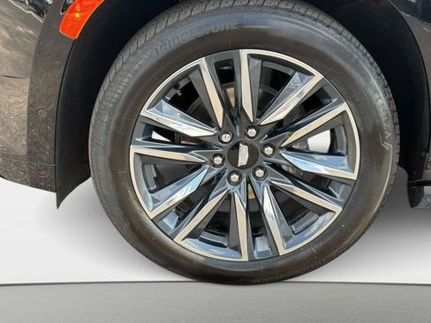 Used 2024 Cadillac Escalade Sport Platinum w/ Heavy-Duty Trailer Package AWD/4WD image 10