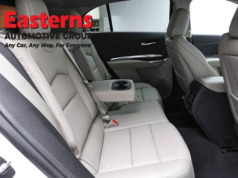Used 2019 Cadillac XT4 Luxury AWD/4WD image 22