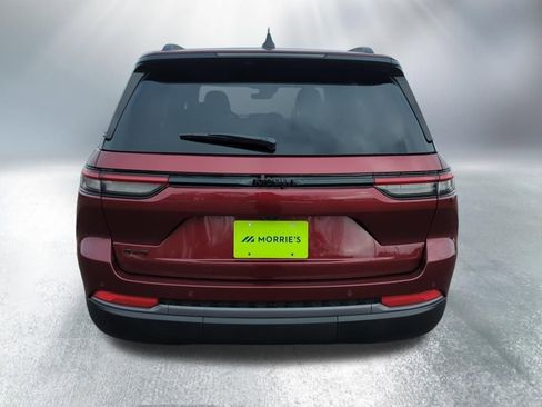 New 2026 Jeep Grand Cherokee Altitude image 6