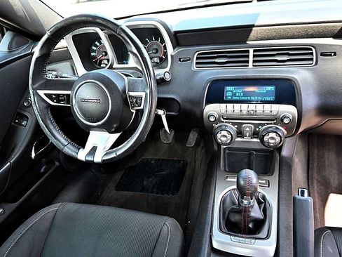 Used 2010 Chevrolet Camaro LT w/ RS Package RWD image 10