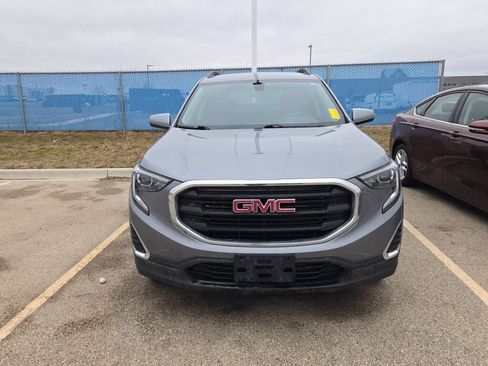 Used 2018 GMC Terrain SLE w/ Driver Convenience Package image 2