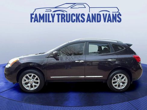 Used 2013 Nissan Rogue SL AWD/4WD image 2