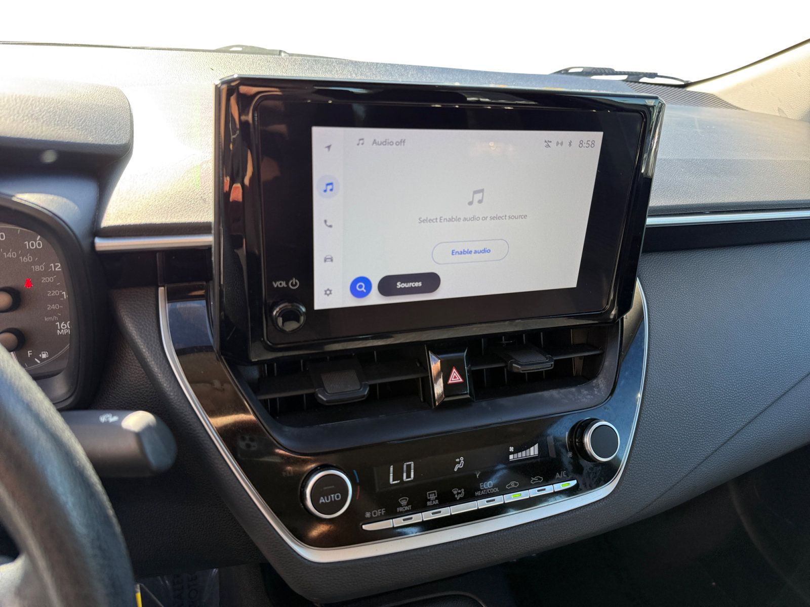 Used 2024 Toyota Corolla LE FWD image 12
