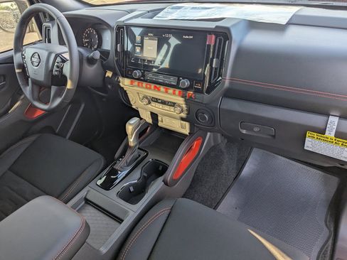New 2025 Nissan Frontier Pro-X image 31