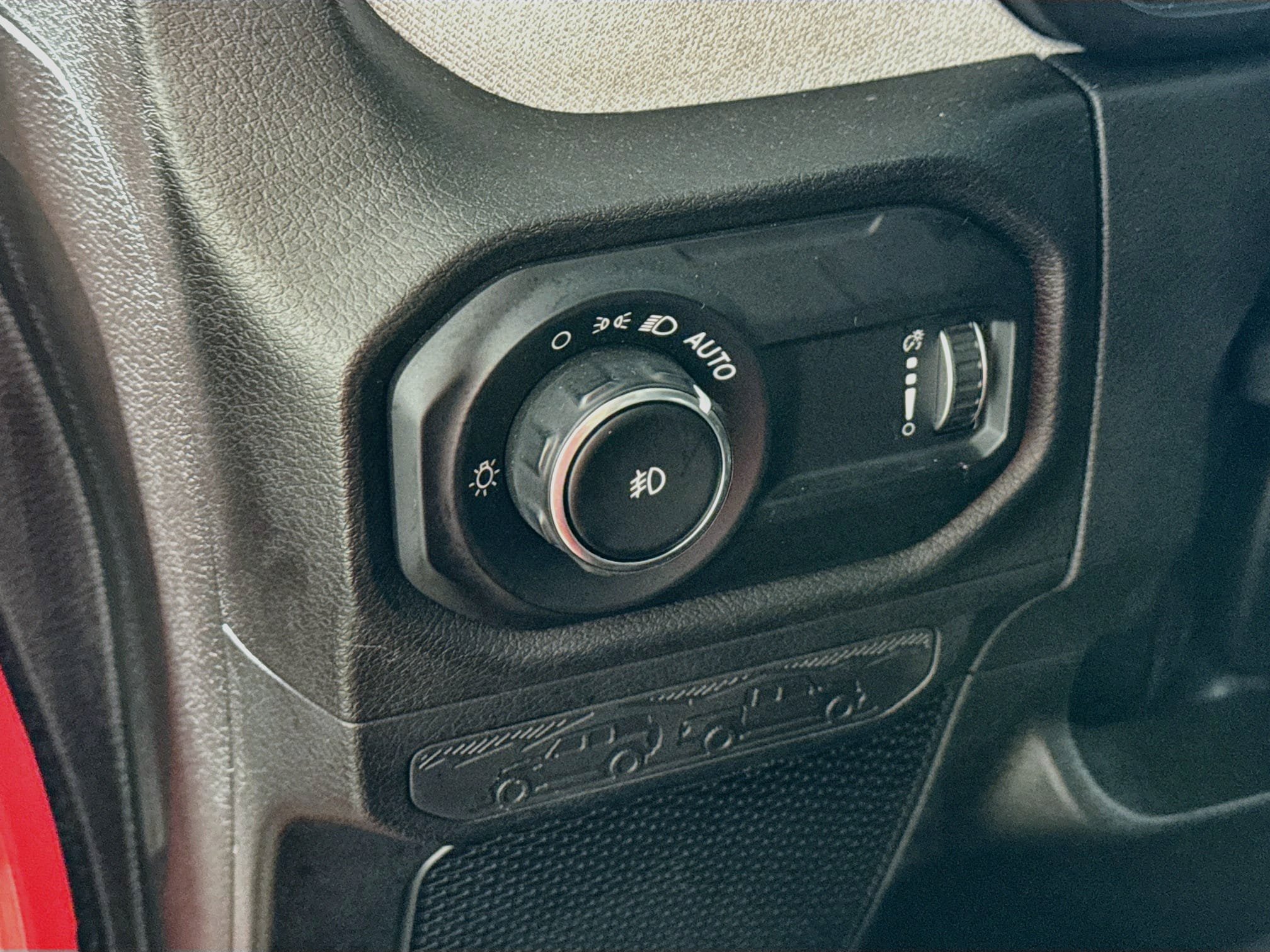 Used 2025 Jeep Wrangler Unlimited Sport AWD/4WD image 12