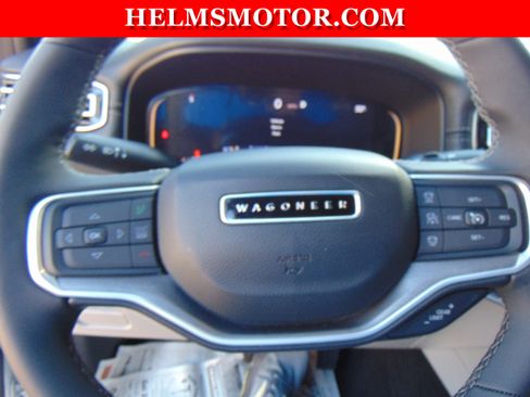 Certified 2025 Jeep Wagoneer 4DR 4WD image 22