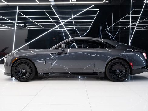 Used 2024 Rolls-Royce Spectre w/ Spectre Launch Package AWD/4WD image 6