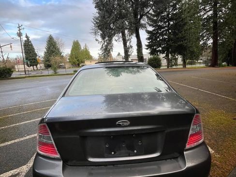 Used 2007 Subaru Legacy 2.5i Limited image 6