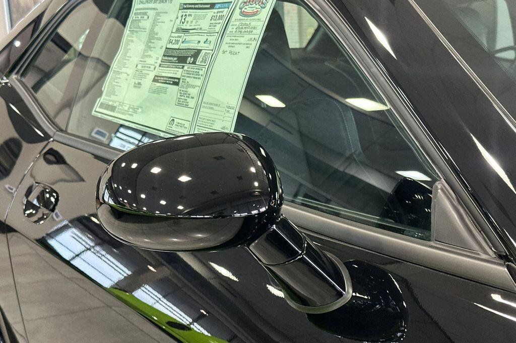 New 2023 Dodge Challenger SRT Hellcat Redeye RWD image 3