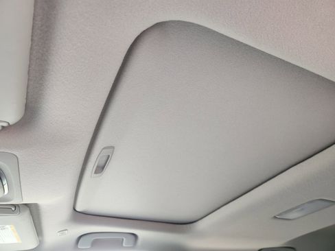 Used 2026 Toyota Corolla Cross LE w/ Moonroof Package FWD image 30