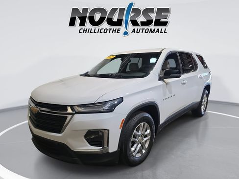 Used 2023 Chevrolet Traverse LS w/ LPO, Cargo Package FWD image 1