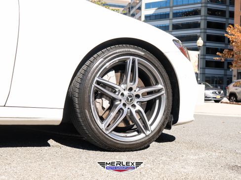 Used 2019 Mercedes-Benz E 300 w/ Premium 1 Package image 10