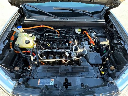 Used 2023 Ford Maverick XL image 30