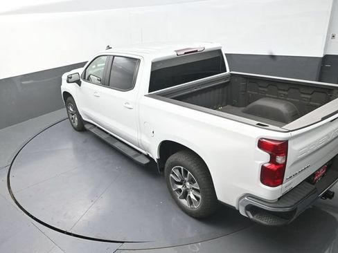 Used 2022 Chevrolet Silverado 1500 LT w/ Z71 Off-Road Package AWD/4WD image 27