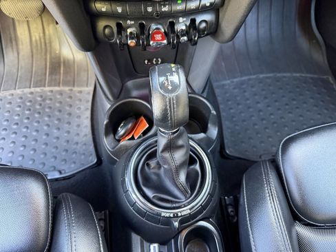 Used 2015 MINI Cooper 2-Door Hardtop image 32