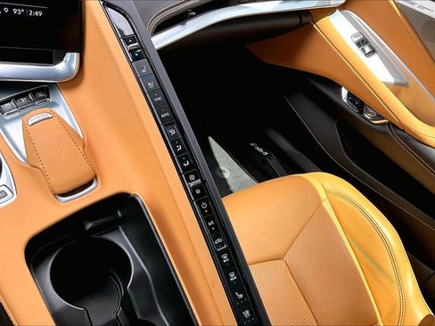 Used 2023 Chevrolet Corvette Stingray Preferred Conv w/ Z51 Performance Package RWD image 30