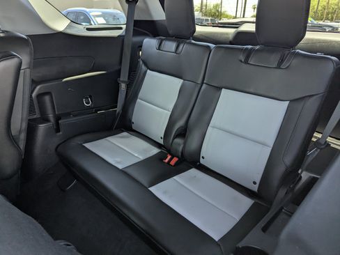 Certified 2023 Ford Explorer XLT w/ Equipment Group 202A RWD image 9