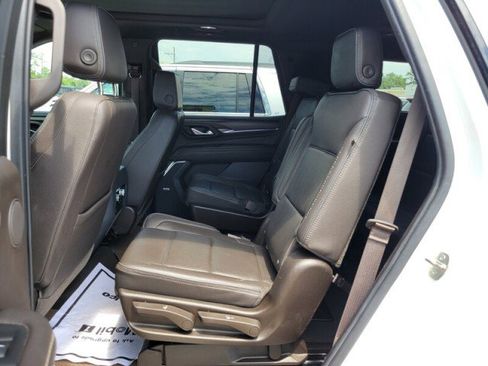 Used 2021 GMC Yukon Denali w/ Denali Premium Package image 31