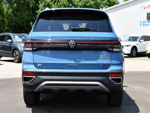 New 2025 Volkswagen Taos SE image 6