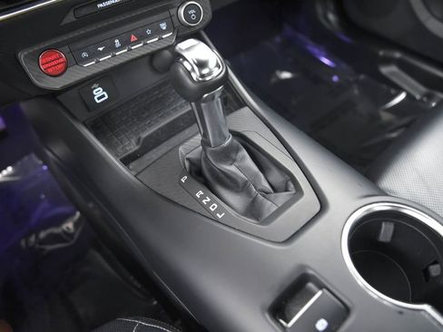 Used 2024 Ford Mustang Premium image 22