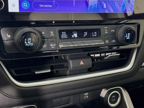 Certified 2024 Toyota Grand Highlander XLE image 15