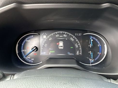 Used 2024 Toyota RAV4 SE image 23