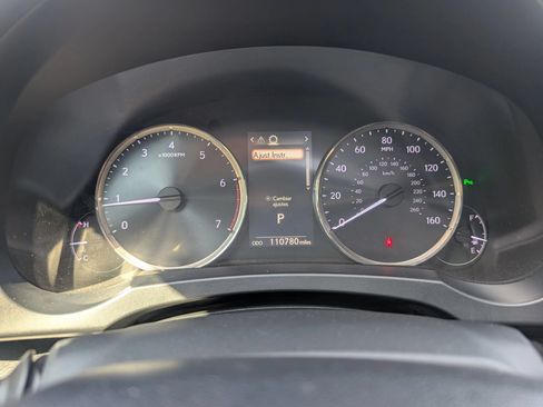 Used 2018 Lexus IS 300 w/ Comfort Package RWD image 23
