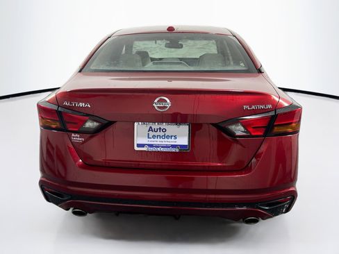 Used 2019 Nissan Altima 2.5 Platinum image 6