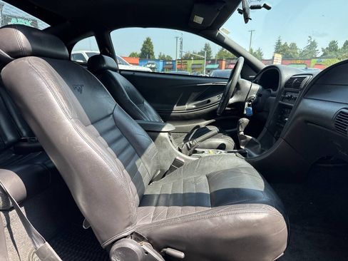 Used 2002 Ford Mustang GT RWD image 14