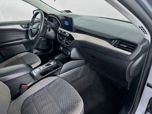 Used 2022 Ford Escape SE w/ Convenience Package FWD image 30
