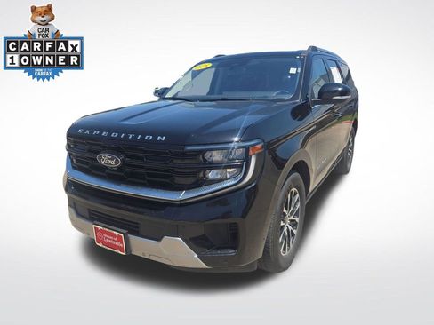 Used 2025 Ford Expedition Platinum AWD/4WD image 1