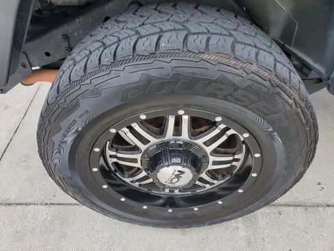 Used 2006 Jeep Wrangler X w/ Jeep 65th Anniversary Edition AWD/4WD image 17