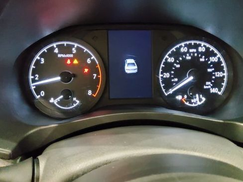 Used 2024 Nissan Altima 2.5 S image 31