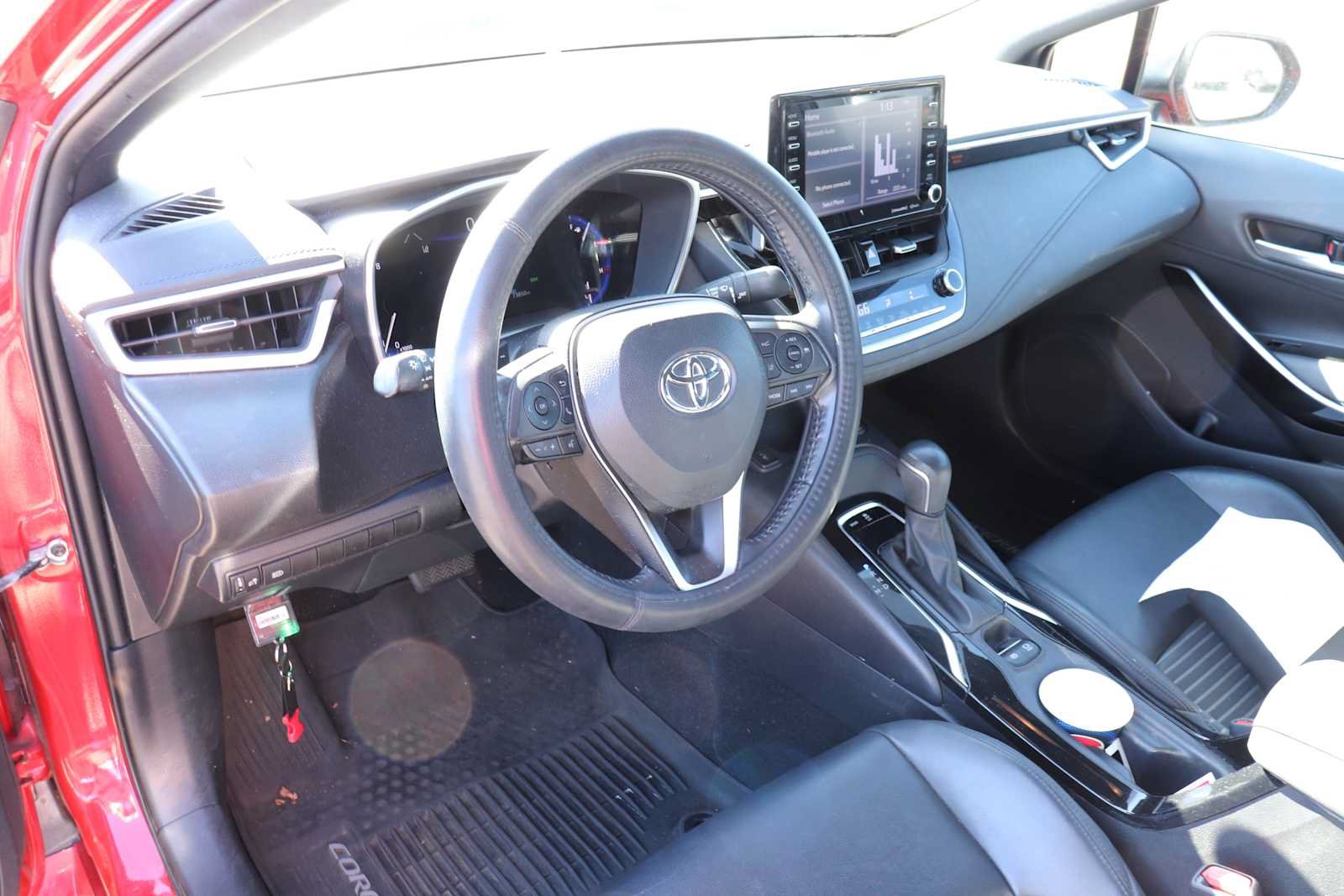 Used 2020 Toyota Corolla XSE FWD image 10
