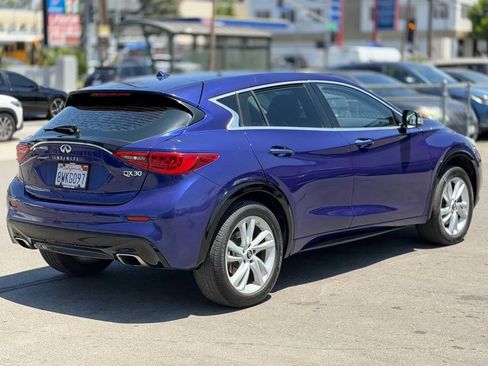 Used 2017 INFINITI QX30 w/ Cargo Package FWD image 16