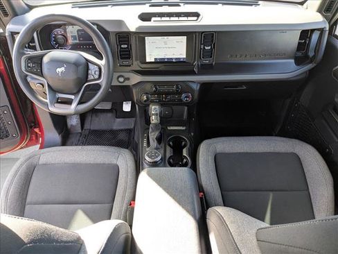 Used 2021 Ford Bronco Base w/ Sasquatch Package image 26