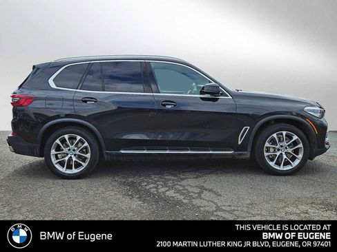 Used 2023 BMW X5 xDrive40i AWD/4WD image 2