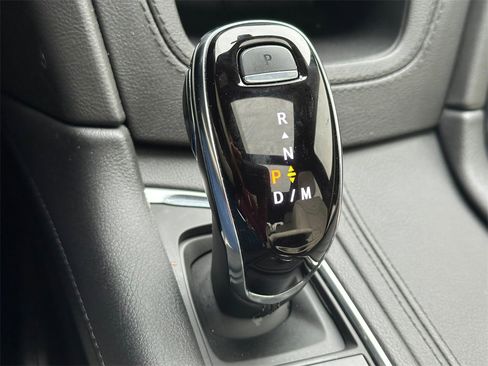 Certified 2024 Cadillac XT6 Sport w/ Technology Package image 31