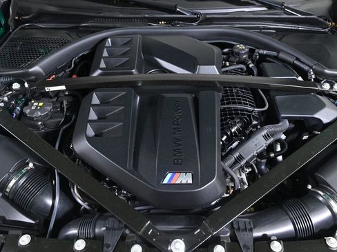 Used 2026 BMW M4 Coupe w/ Executive Package image 27