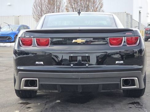 Used 2010 Chevrolet Camaro SS w/ LPO, Ground Effects Package image 16