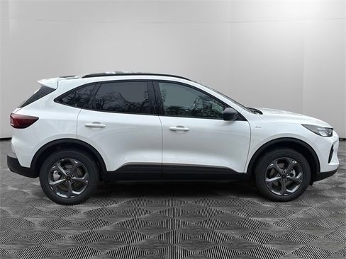 New 2026 Ford Escape ST-Line w/ Cold Weather Package image 6
