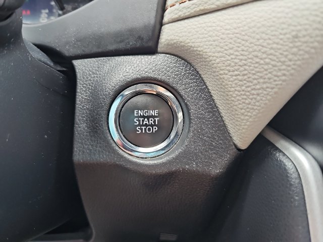 Used 2024 Toyota RAV4 XLE FWD image 16