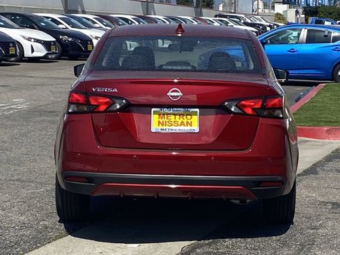 New 2025 Nissan Versa SV w/ Trunk Package image 3